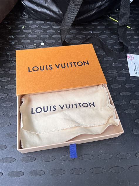 louis vuitton karton verkaufen|how to sell Louis Vuitton bags.